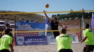 Erciyeste En Havalı Voleybol Turnuvasında ilk düdük çaldı