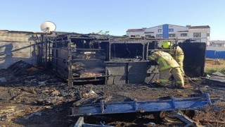 Erdekte baraka yangını söndürüldü