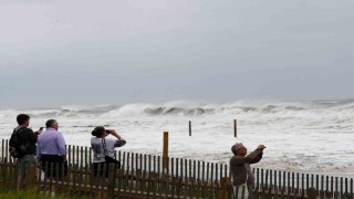Erin Kasırgası ABDnin doğu kıyılarını vurmaya başladı