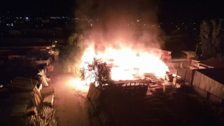 Erzincanda Keresteciler Sitesinde yangın