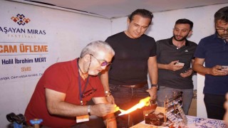 Erzincanda sahne alan Kıraç, konser öncesi Somut Olmayan Kültürel Miras Taşıyıcılarıyla buluştu