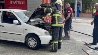 Erzincanda seyir halindeki araç yandı