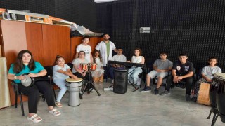 Esenyurt Belediyesinden özel bireylere engelsiz sanat eğitimi