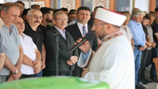 Eski bakan Abdüllatif Şenerin acı günü