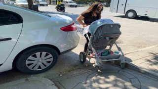 Eskişehirde engelli ve bebek arabası geçişine saygısız park
