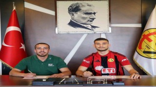 Eskişehirsporun Adanaspordan yaptığı yeni transferi belli oldu