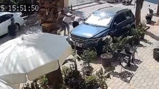 Esnafın anlaşmazlığı saç saça baş başa kavgaya dönüştü