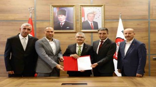 Farklı meslek gruplarına yapay zeka eğitimi protokolü imzalandı