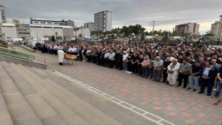 Feci kazada ölen çocuk gözyaşları arasında toprağa verildi