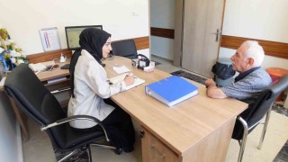 Fırat Üniversitesi Tıp Fakültesinden Dr. Tuncer: Vatandaşlarımıza sigarayı bırakma sürecinde destek oluyoruz