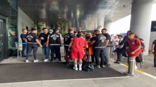 Galatasaray, ligin açılış maçı için Gaziantepe gitti