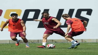 Galatasarayda, Kayserispor mesaisi devam etti