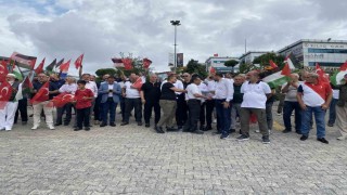 Galericiler esnafından Gazze protestosu: İsrail Başbakanı Netanyahunun maketi tekmelendi