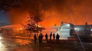 Gaziantepte geri dönüşüm fabrikasındaki yangın kontrol altına alındı