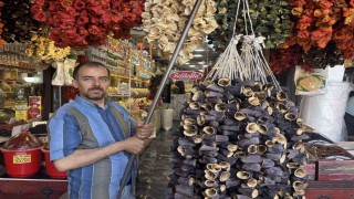 Gaziantepte yeni mahsul kurutmalıklar tezgahlarda