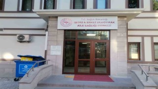 Gediz Uluoymak Aile Sağlığı Merkezine 2 yeni hekim ataması yapıldı