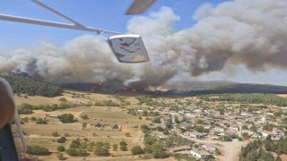 Geliboluda çıkan orman yangınına havadan ve karadan müdahale devam ediyor