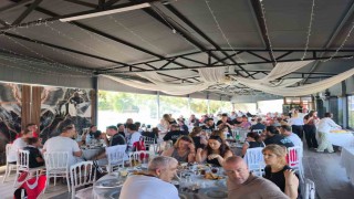 Gemlik Beşiktaşlılar Derneği üyeleri kahvaltıda buluştu