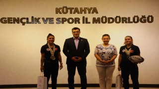 Gençlik ve Spor İl Müdürü Küçük, şampiyon sporcuları ağırladı