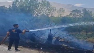 Gevaşta bahçe yangını korkuttu