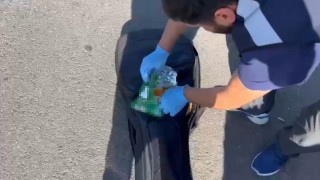 Gitar çantasındaki cips paketinden uyuşturucu çıktı