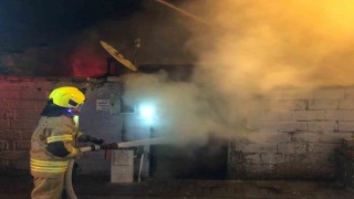 Gönende ev yangını paniğe neden oldu