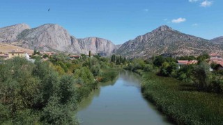 Görüntüsü ile mest eden Kazankaya Kanyonu, dron ile görüntülendi