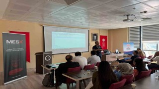 Habercilere yapay zekâ destekli medya eğitimi