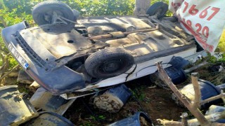 Hakimiyeti kaybolan otomobil fidanlığı uçtu: 1 yaralı