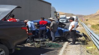 Hakkari-Van karayolunda feci kaza: 3 ölü, 2 yaralı