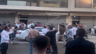 Hakkaride taşlı ve sopalı kavga: 3 yaralı