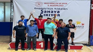 Hakkarili sporculardan büyük başarı