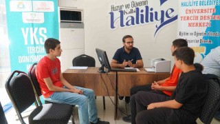 Haliliye Belediyesi tercih danışmanlık merkezi ile gençlerin yanında