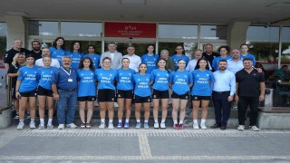 Hastaneden kadın basketbol takımına destek