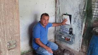 Hurda malzemelerini akıllı kümese dönüştürdü