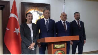 İçişleri Bakanı Yerlikaya Ağrıda temaslarda bulundu