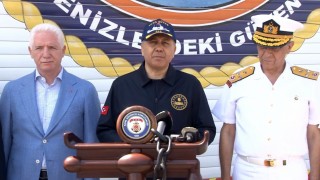 İçişleri Bakanı Yerlikaya, TEKNOFEST Mavi Vatanı ziyaret etti