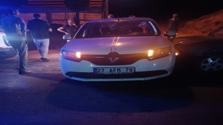 İki otomobil çarpıştı: 2 yaralı