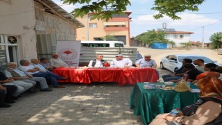 İl Müdürü Çetin Ayvalık, Çakırpınar köyü çiftçileriyle buluştu