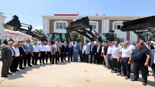 İl Özel İdaresinin araç filosuna 15 yeni araç katıldı