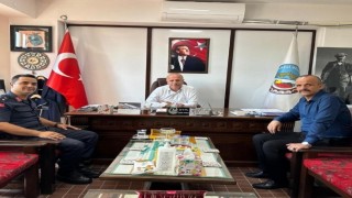 İlçe Jandarma Komutanı Soy, Belediye Başkanı Torunu makamında ziyaret etti