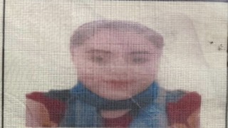 Ispartada eşini elleriyle boğmaya çalıştı: Kalp masajıyla hayata döndürülen kadın hastanede yaşamını yitirdi