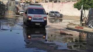 İsrailin Han Yunus saldırısında kanalizasyon patladı, Nasser Hastanesi sular altında kaldı