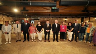 İstanbul Valisi Gül, Silivride Çamurdaki Sır sergisini ziyaret etti