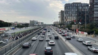 İstanbulda trafik yoğunluğu yüzde 67e ulaştı