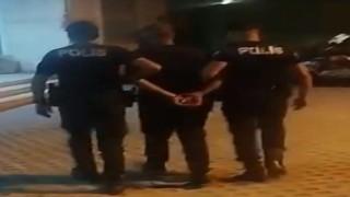 İzmirde 11 yıl hapis cezasıyla aranan şahıs yakalandı