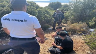 İzmirde karada ve denizde 23 göçmen yakalandı