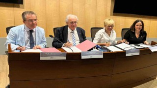 İzmirde uluslararası öğrenciler için staj ve eğitim programı tamamlandı