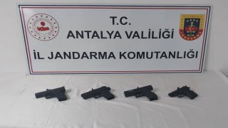 Jandarmadan kaçak silah operasyonu