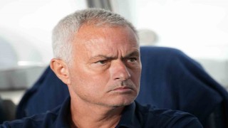 Jose Mourinho, Benfica karşısında Feyenoord 11ini tercih etti